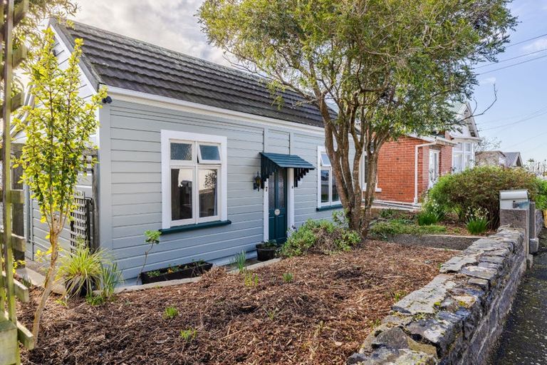 Photo of property in 7 Cooper Street, Mornington, Dunedin, 9011