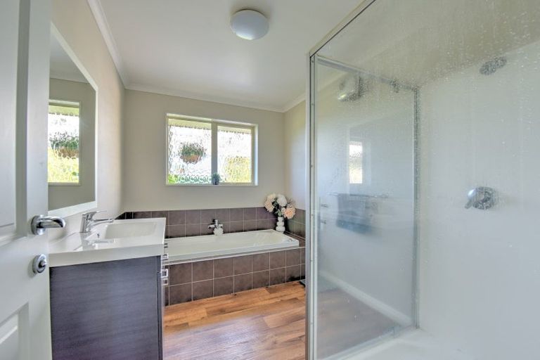 Photo of property in 99 Turner Street, Edendale, Wyndham, 9893