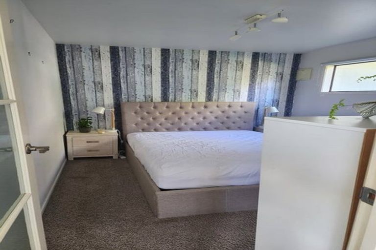 Photo of property in 4 Deborah Place, Okura, Albany, 0792