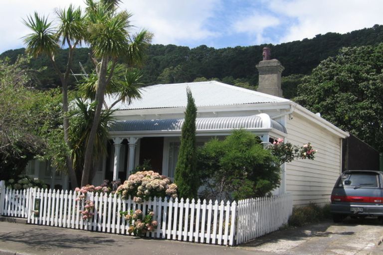 Photo of property in 45 Austin Street, Mount Victoria, Wellington, 6011