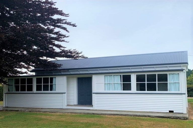 Photo of property in 3139 Coaltrack Road, Coalgate, 7673