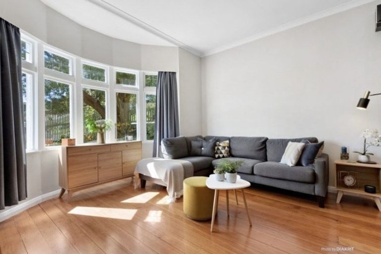 Photo of property in 11 Dover Street, Island Bay, Wellington, 6023