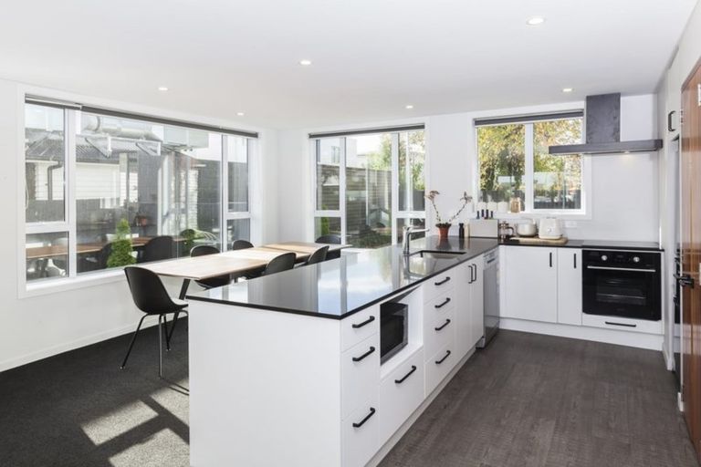 Photo of property in 138 Papanui Road, Merivale, Christchurch, 8014