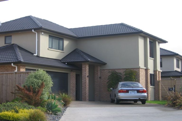 Photo of property in 77 Wayne Francis Drive, Flat Bush, Auckland, 2016