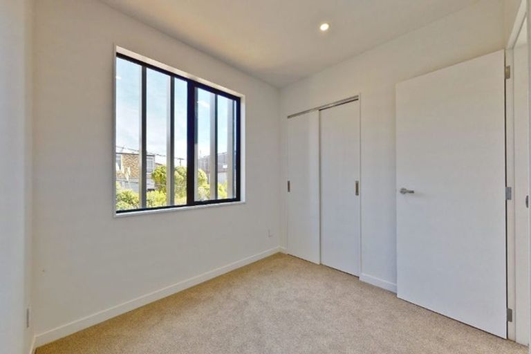 Photo of property in 1/80 Seatoun Heights Road, Seatoun, Wellington, 6022