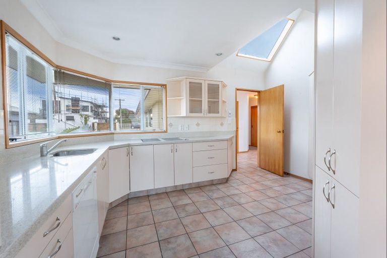 Photo of property in 11 Waimataitai Street, Waimataitai, Timaru, 7910