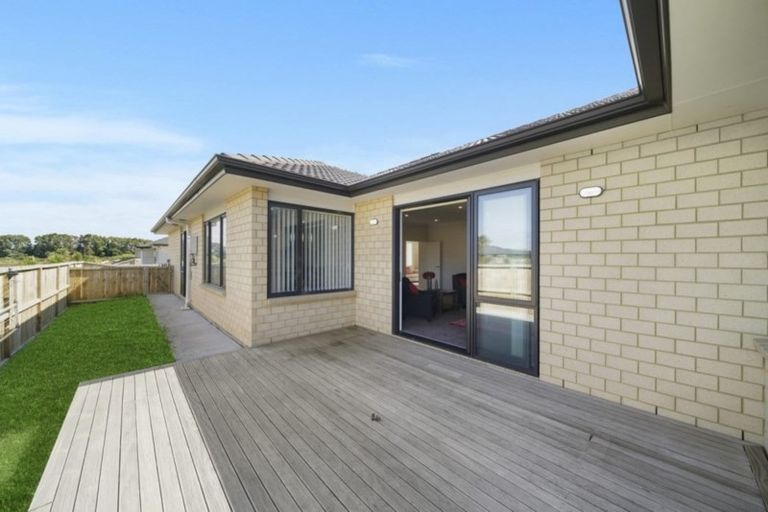 Photo of property in 38 Wellfield Drive, Papakura, 2110