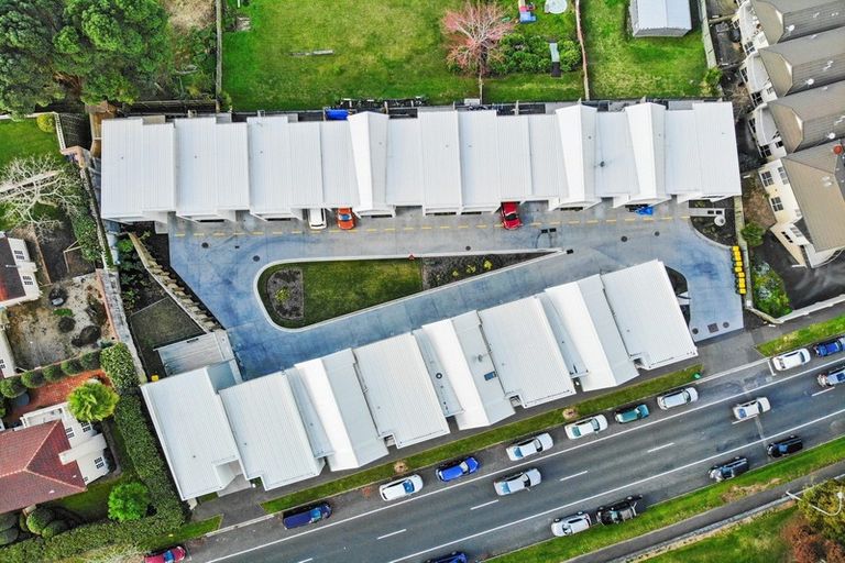 Photo of property in 11/19 Ruakiwi Road, Hamilton Lake, Hamilton, 3204