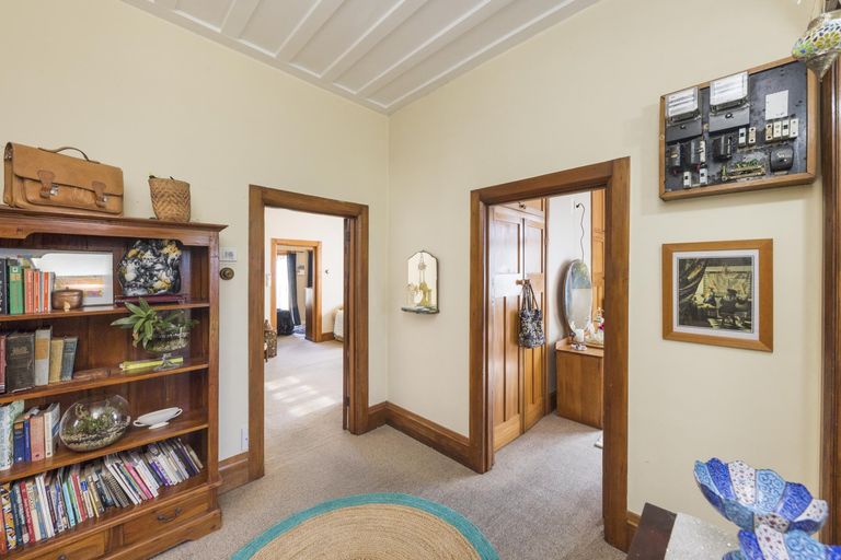 Photo of property in 18 Bryant Street, Takaro, Palmerston North, 4412