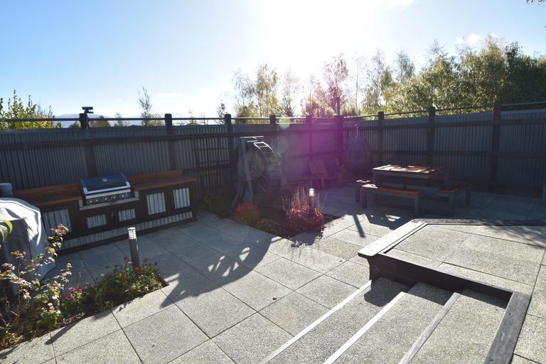 Photo of property in 16 Matukituki Crescent, Twizel, 7901