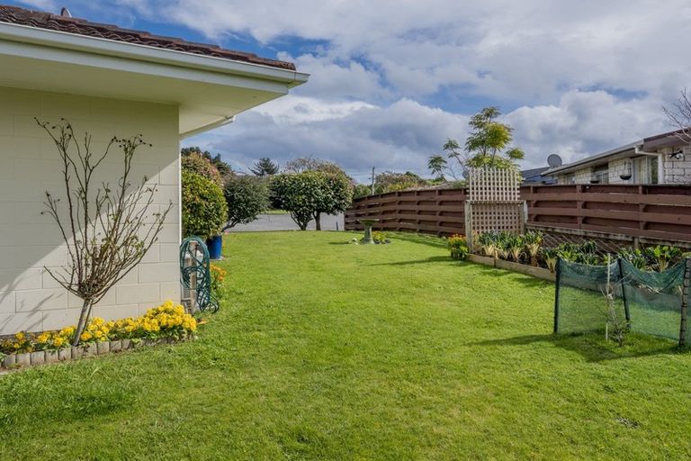 Photo of property in 38c Te Rauparaha Street, Otaki, 5512