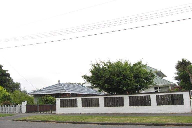 Photo of property in 912 Avonside Drive, Avondale, Christchurch, 8061