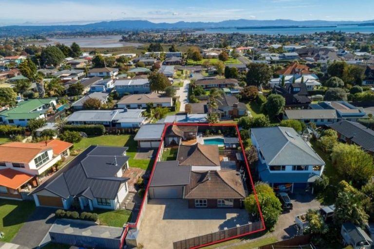 Photo of property in 19 Ridge Street, Otumoetai, Tauranga, 3110