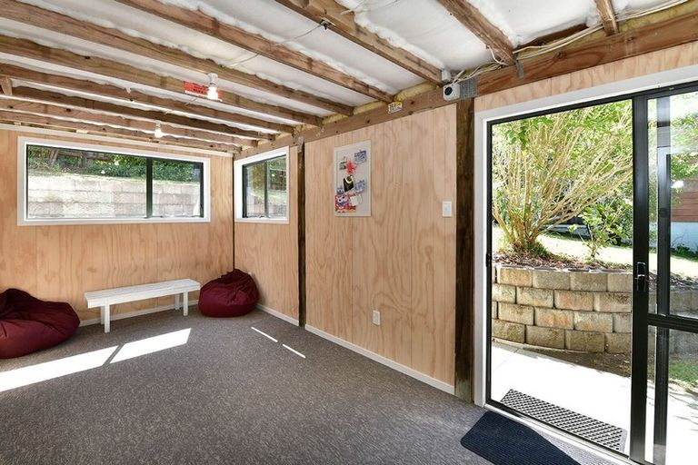 Photo of property in 18 Te Kapa Place, Snells Beach, 0920