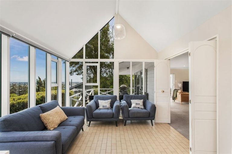 Photo of property in 4 Lady Polson Lane, Cashmere, Christchurch, 8022