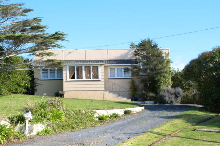 Photo of property in 45 Pah Road, Cockle Bay, Auckland, 2014