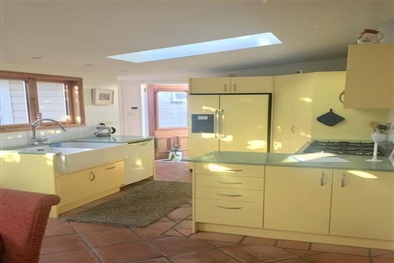 Photo of property in 5 South Street, Nelson, 7010