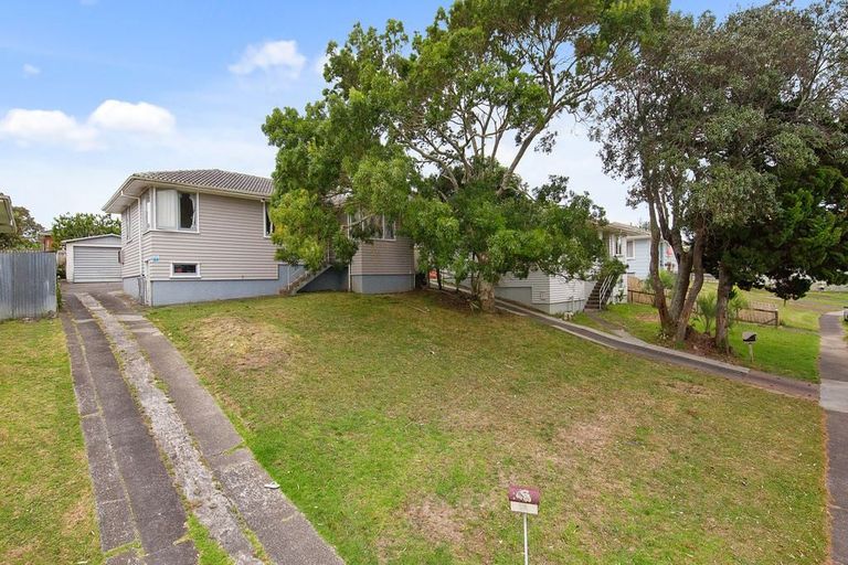 Photo of property in 12 Chingford Close, Mangere, Auckland, 2022