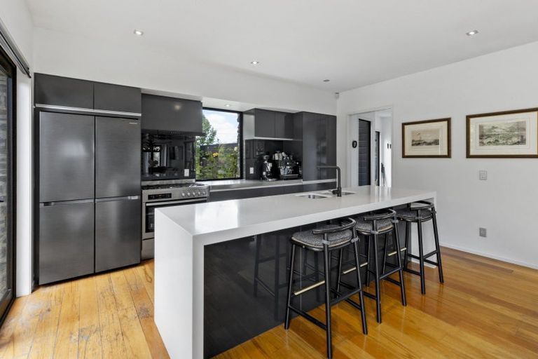 Photo of property in 8 Bretby Court, Jacks Point, Queenstown, 9371