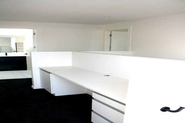 Photo of property in 212 Peterborough Street, Christchurch Central, Christchurch, 8013