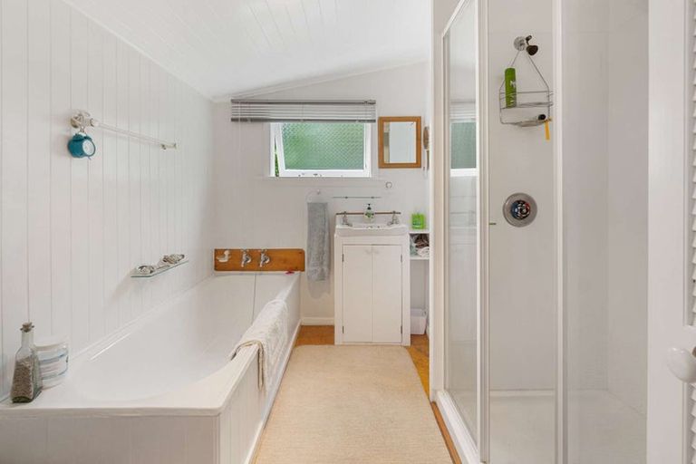 Photo of property in 60 Richmond Road, Carterton, 5713