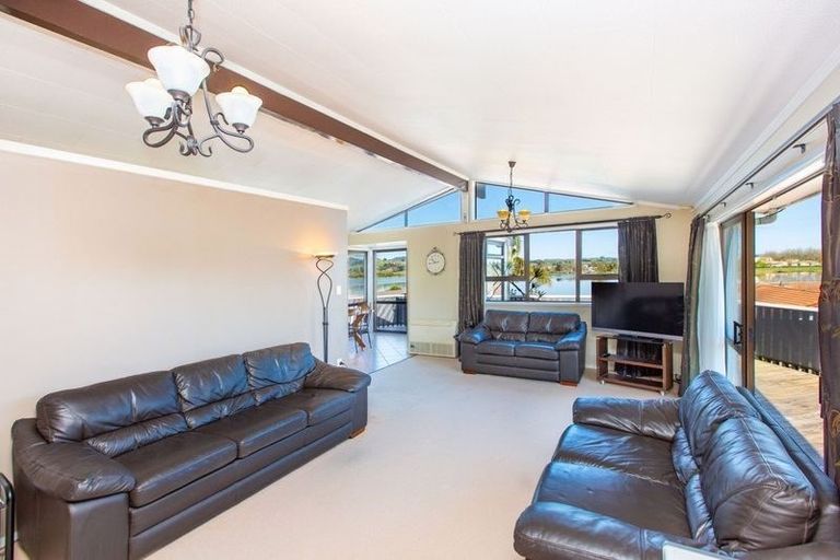 Photo of property in 22 Lakeview Terrace, Huntly, 3700
