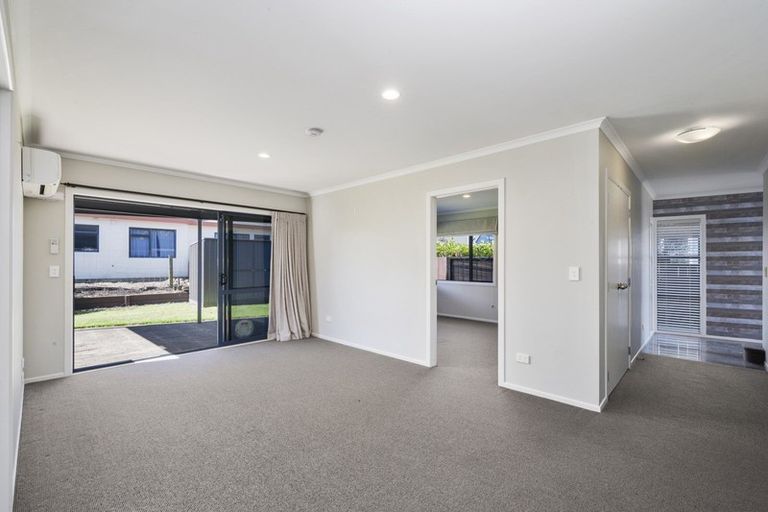 Photo of property in 2/2 Rhodes Fall, Rangatira Park, Taupo, 3330