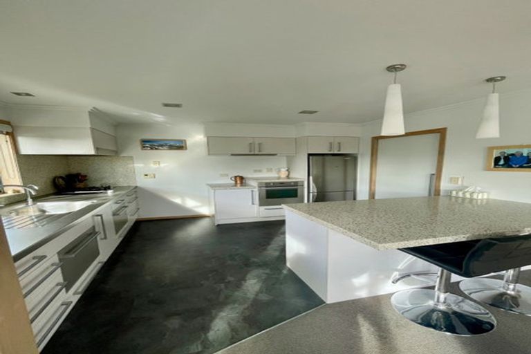 Photo of property in 22 Oriental Street, Welbourn, New Plymouth, 4312