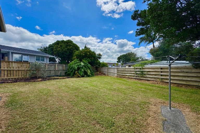 Photo of property in 158 Pigeon Mountain Road, Half Moon Bay, Auckland, 2012