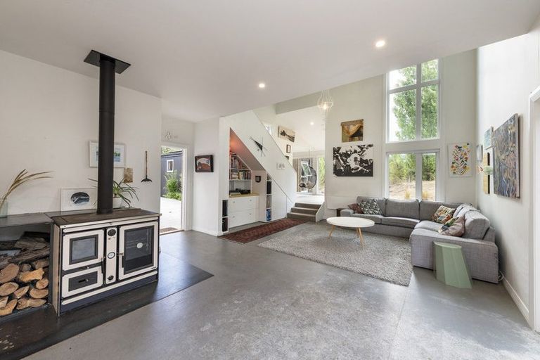 Photo of property in 2 Wineberry Lane, Wanaka, 9305