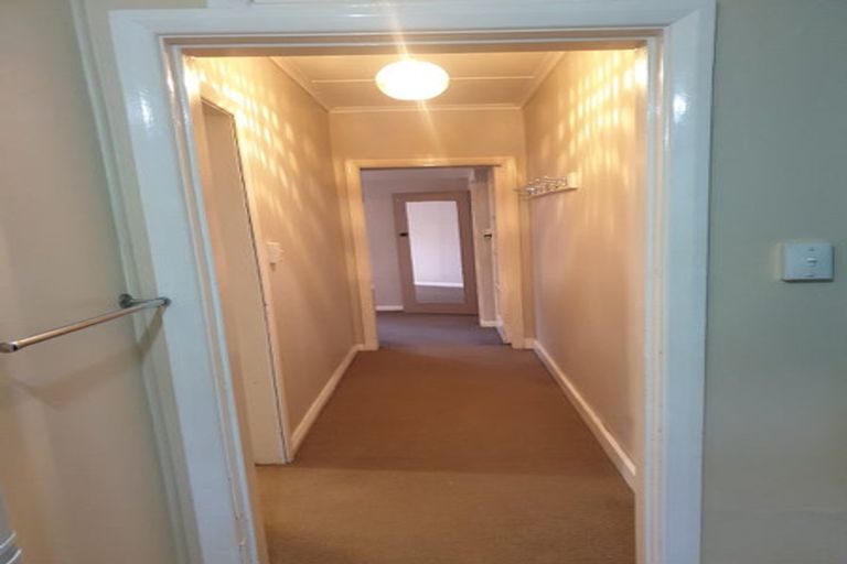 Photo of property in 44 Standen Street, Karori, Wellington, 6012