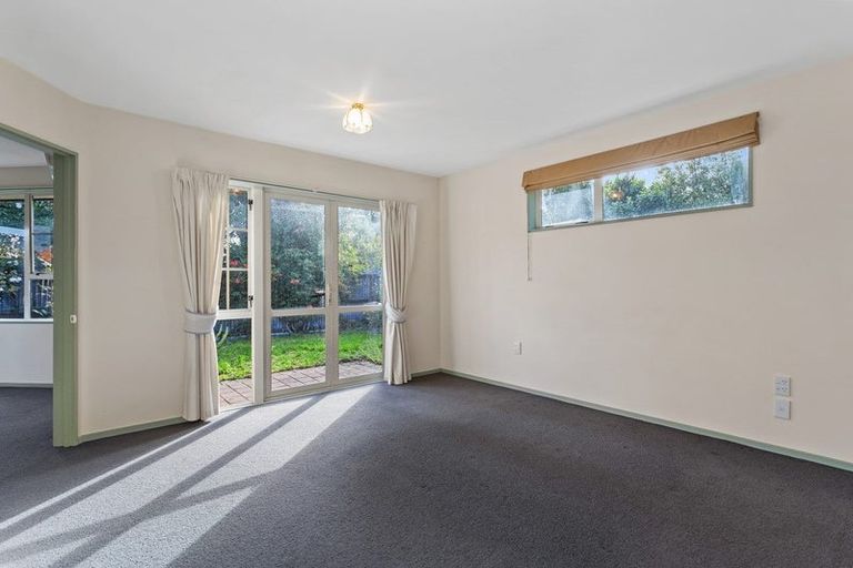 Photo of property in 23 Somerfield Street, Somerfield, Christchurch, 8024