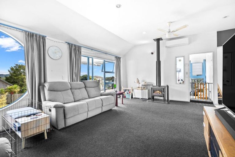 Photo of property in 108 Te Haumi Drive, Paihia, 0200