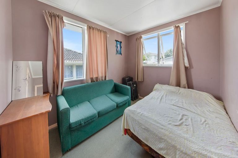 Photo of property in 12 Chingford Close, Mangere, Auckland, 2022