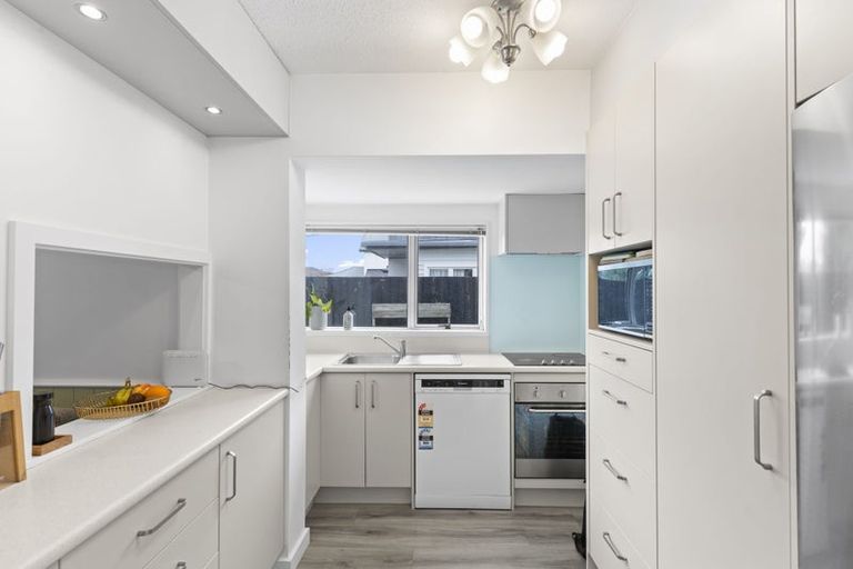 Photo of property in 4/37 Avalon Street, Richmond, Christchurch, 8013