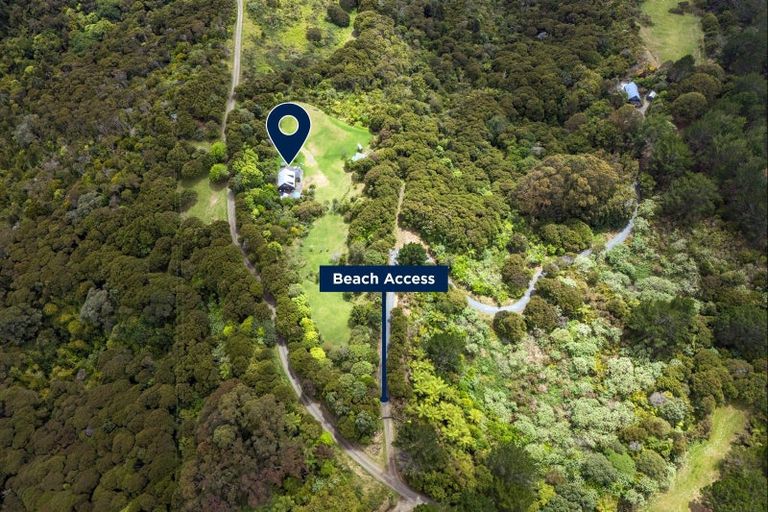 Photo of property in 556 Boat Harbour Road, Whenuakite, Whitianga, 3591
