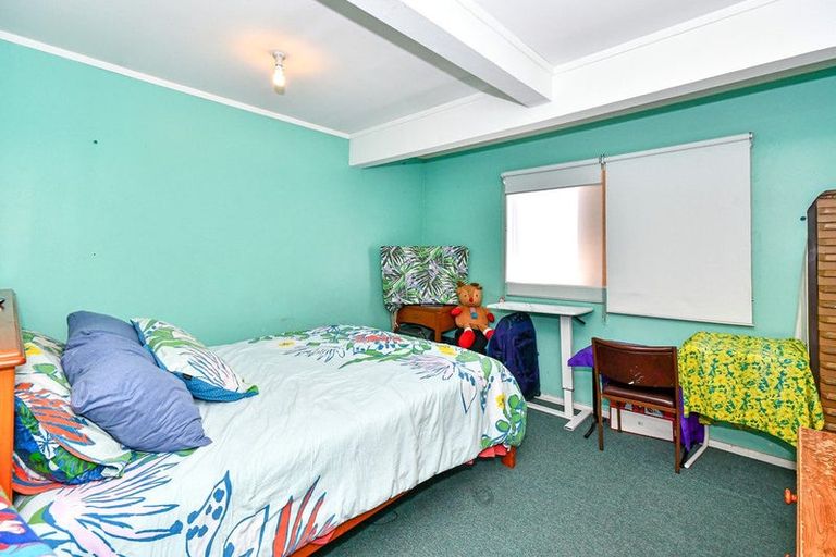 Photo of property in 12 Vickerman Street, Otara, Auckland, 2023