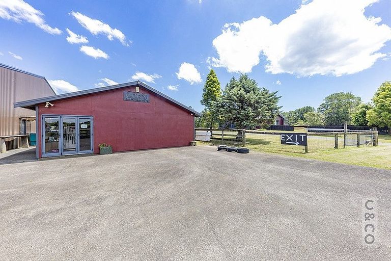 Photo of property in 522 State Highway 16, Kumeu, 0892