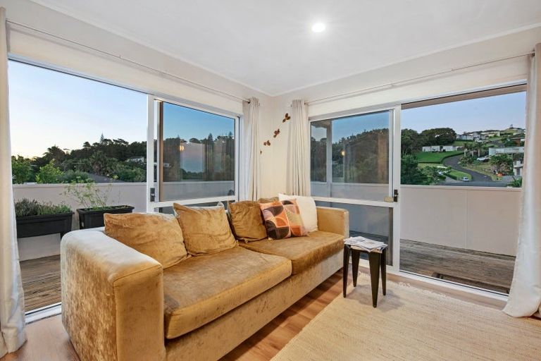 Photo of property in 55b Ferry Road, Arkles Bay, Whangaparaoa, 0932