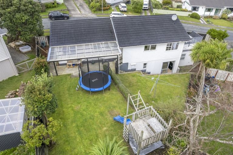 Photo of property in 3 Findhorn Place, Papakowhai, Porirua, 5024