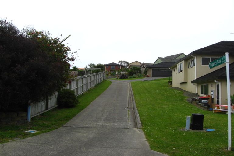 Photo of property in 47 Regency Park Drive, Gulf Harbour, Whangaparaoa, 0930