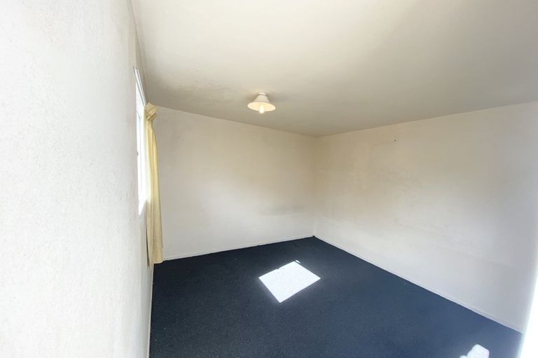 Photo of property in 5 Sealy Place, Bryndwr, Christchurch, 8053