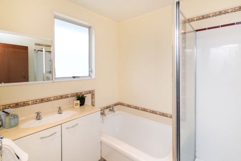 Photo of property in 50 Dewe Avenue, Feilding, 4702