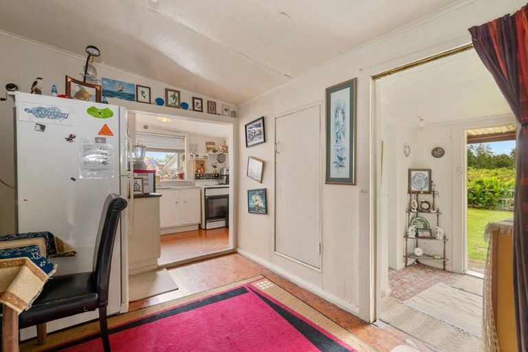 Photo of property in 17a Charles Road, Hannahs Bay, Rotorua, 3010