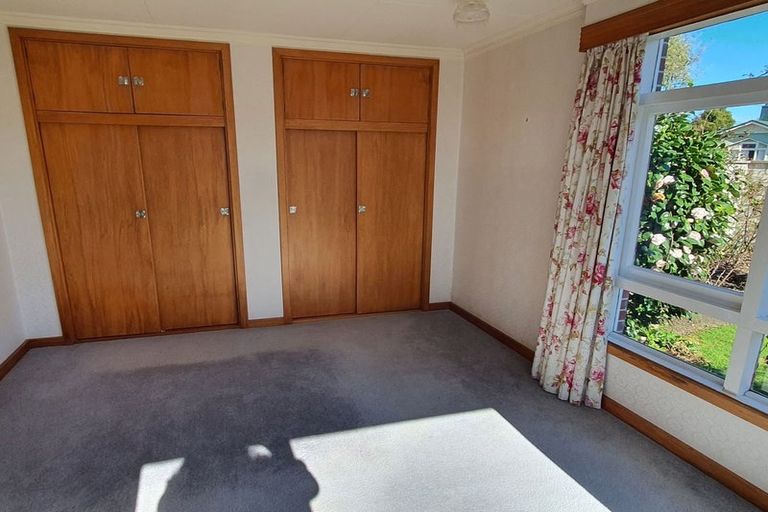 Photo of property in 1 Cashel Street, Waimate, 7924