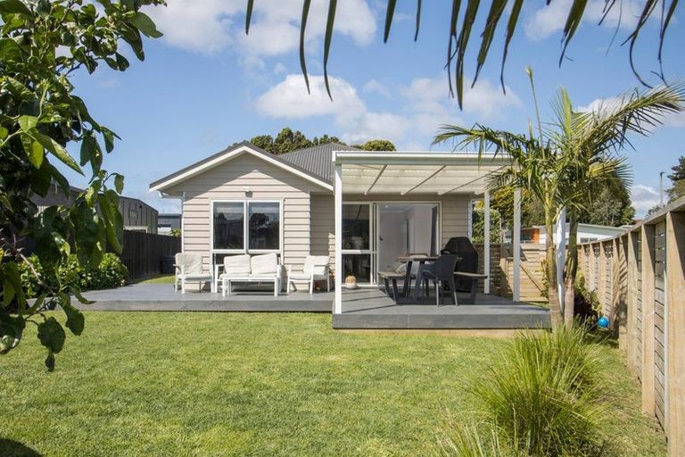 Photo of property in 7 Seafoam Place, Waihi Beach, 3611