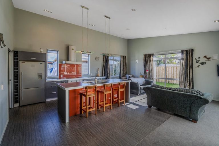 Photo of property in 4 Hawk Hill Crescent, Cooks Beach, Whitianga, 3591