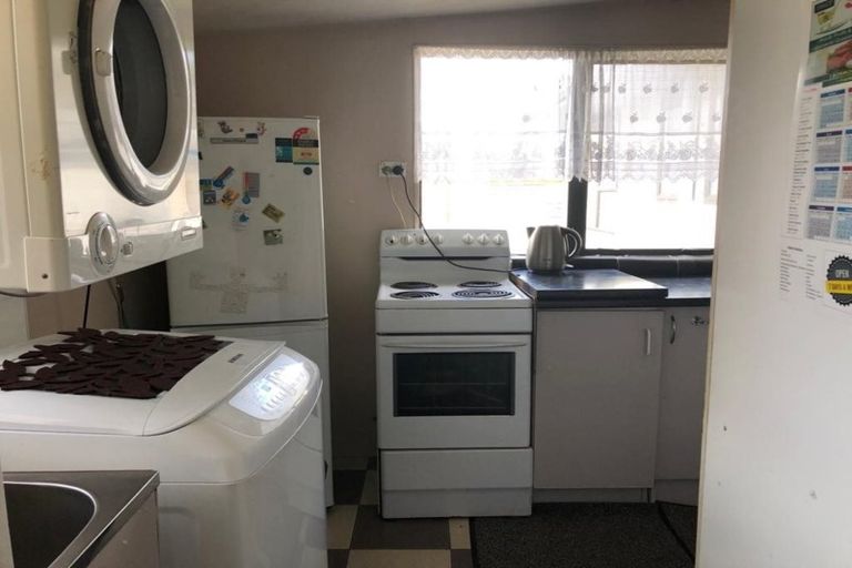 Photo of property in 52 Everglade Drive, Goodwood Heights, Auckland, 2105