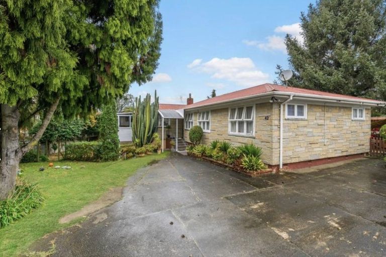 Photo of property in 42 Russell Road, Manurewa, Auckland, 2102