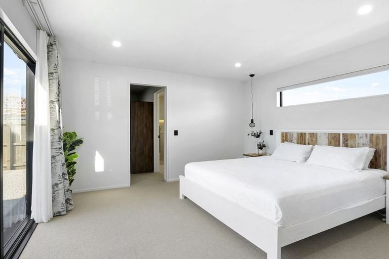 Photo of property in 3 Perks Drive, Halswell, Christchurch, 8025